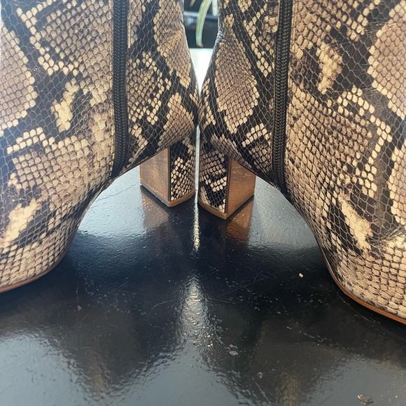Sophia Webster snake booties, with mirrored heel. worn once Inside. - Picture 3 of 5